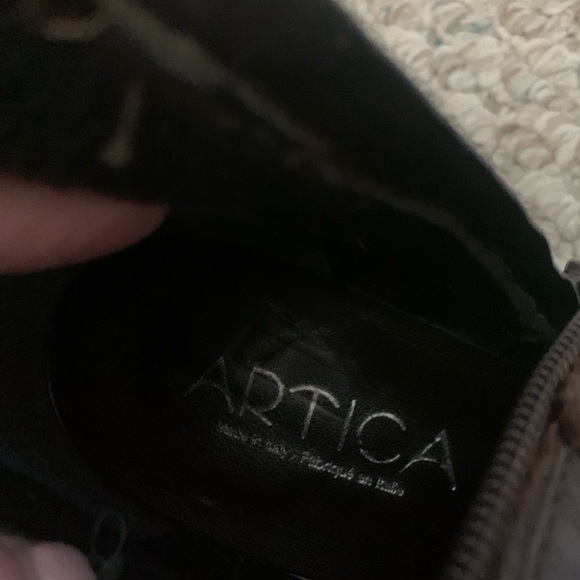 ARTICA WATERPROOF ITALIAN LEATHER TALL BOOTS - Picture 7 of 9